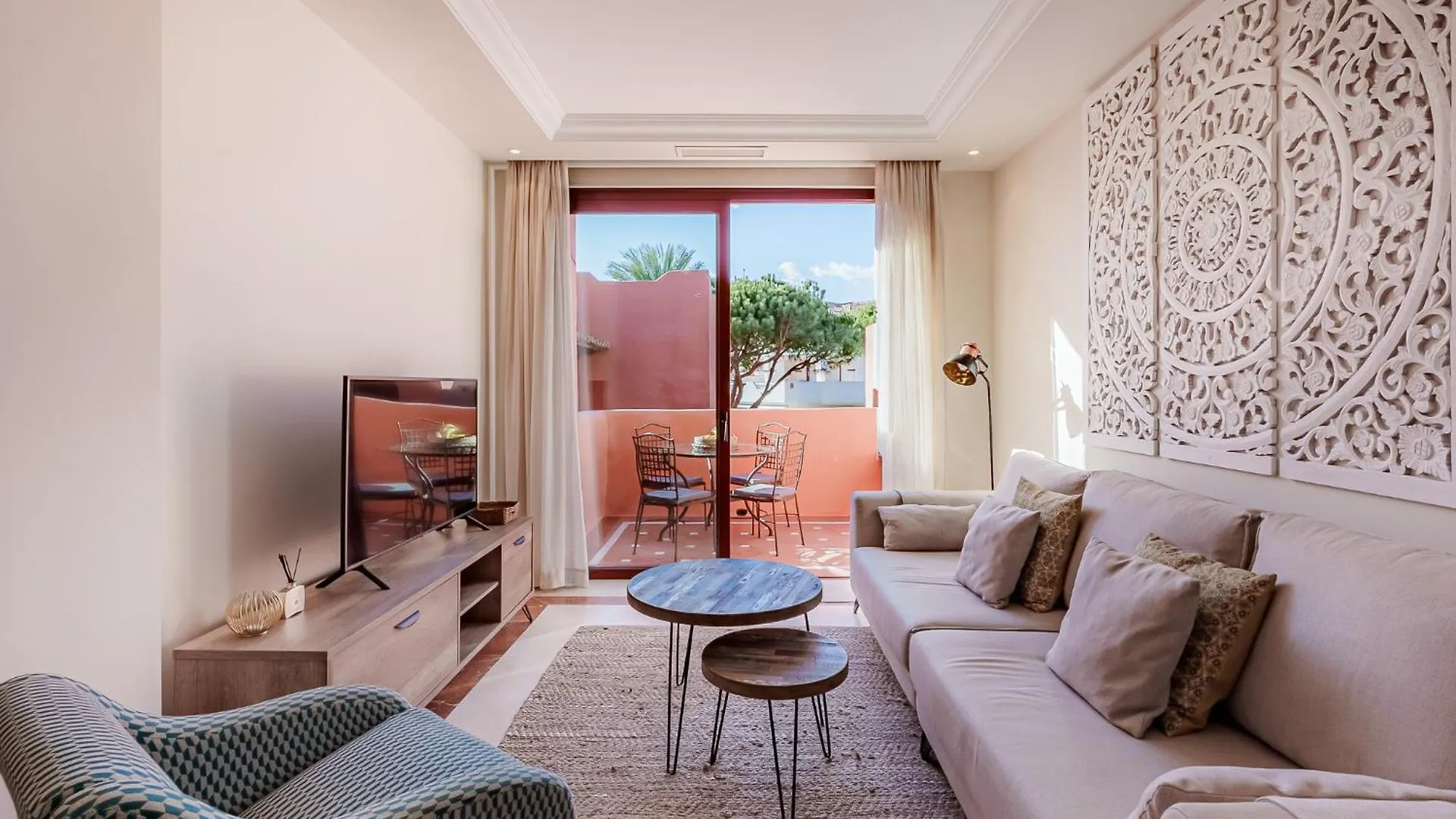 Secret View Elviria Gardens Apartment Marbella