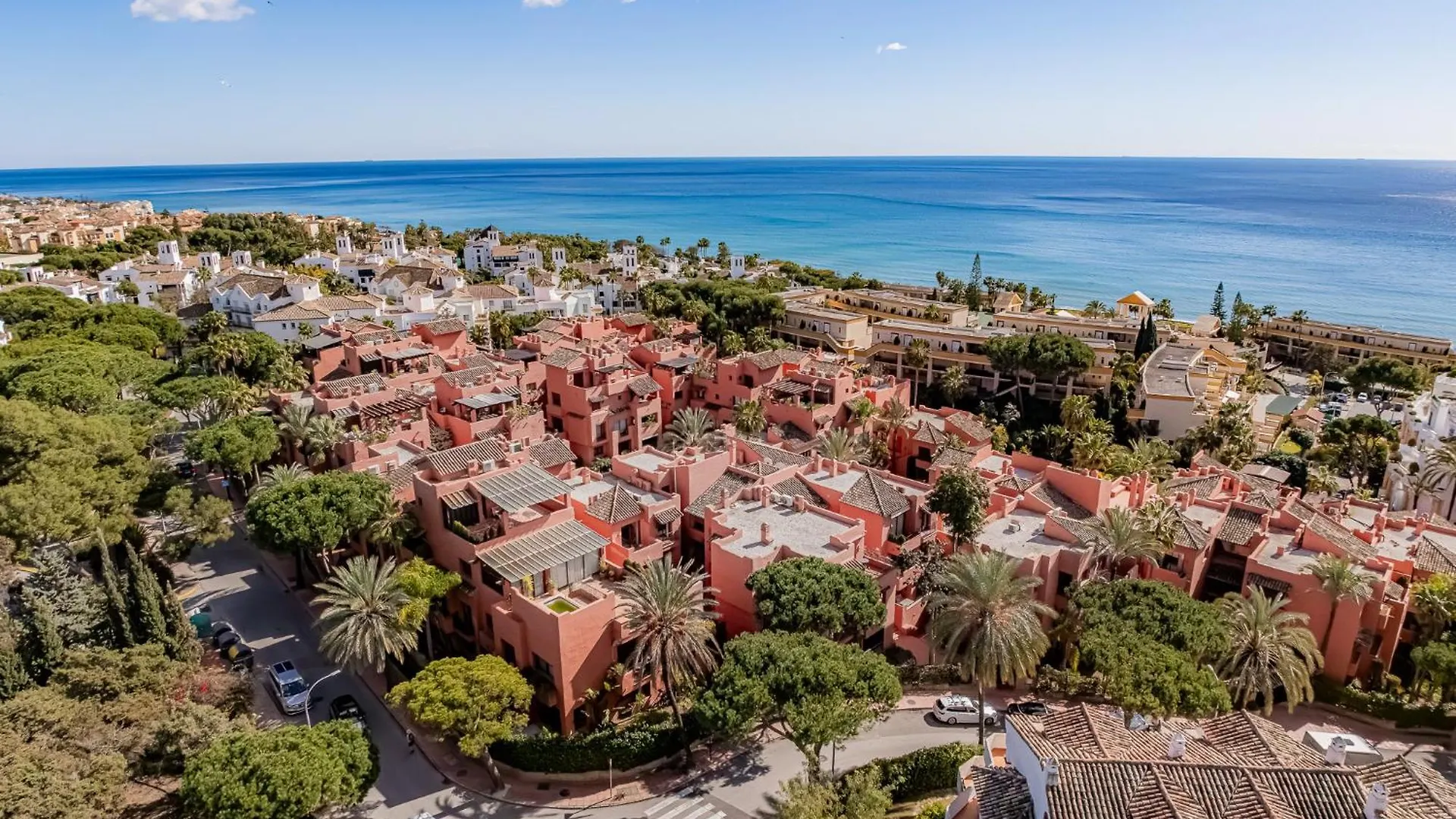 Secret View Elviria Gardens Apartment Marbella