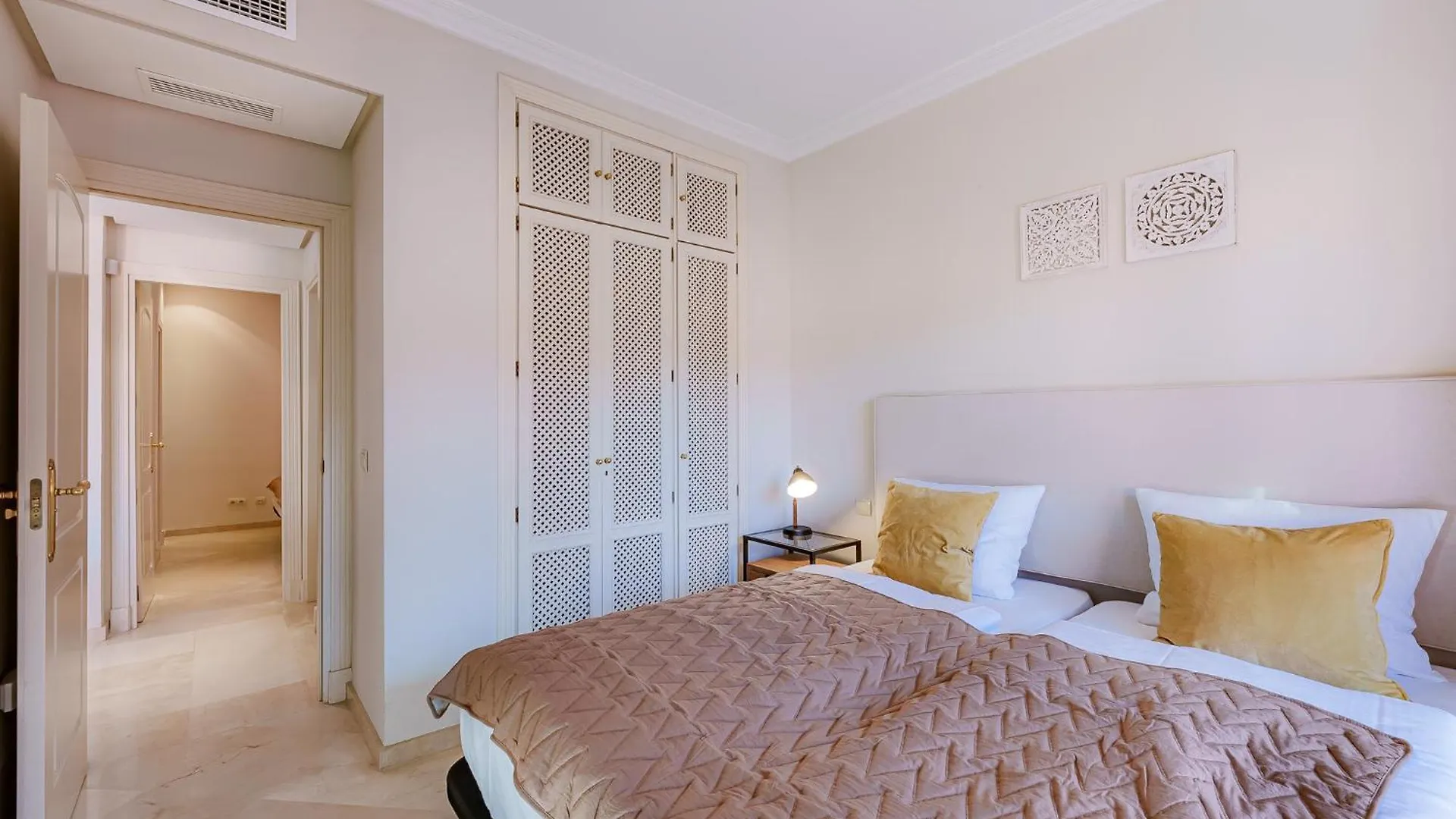 Secret View Elviria Gardens Apartment Marbella