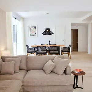 Apartment In Jardines De Golondrinas, Marbella