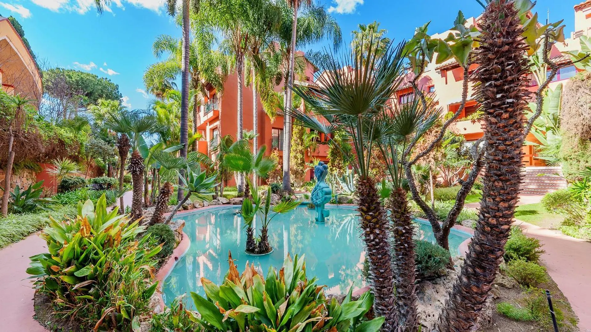 Secret View Elviria Gardens contacts